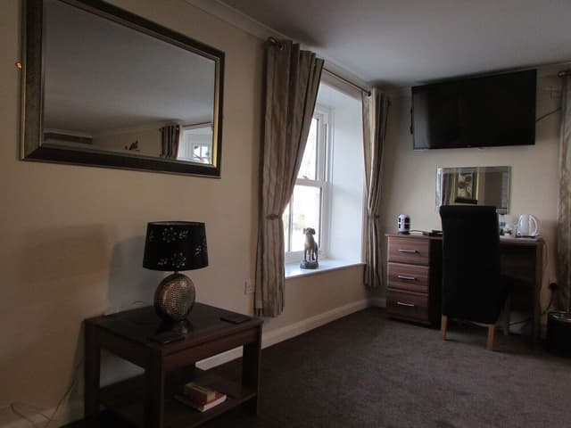 Suite, Ensuite