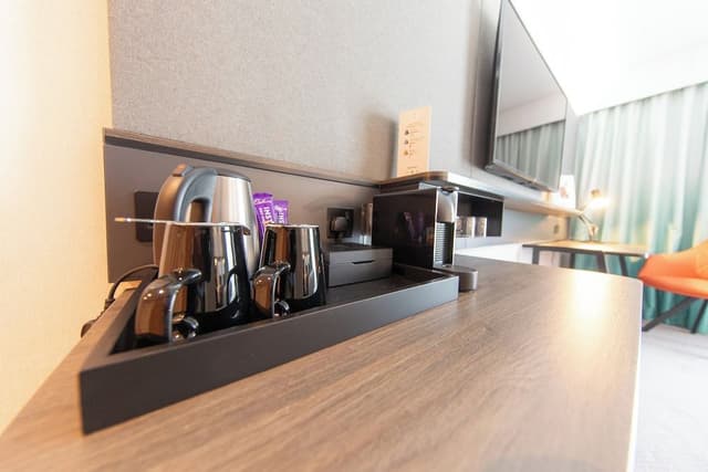 1 King Standard Top Floor
