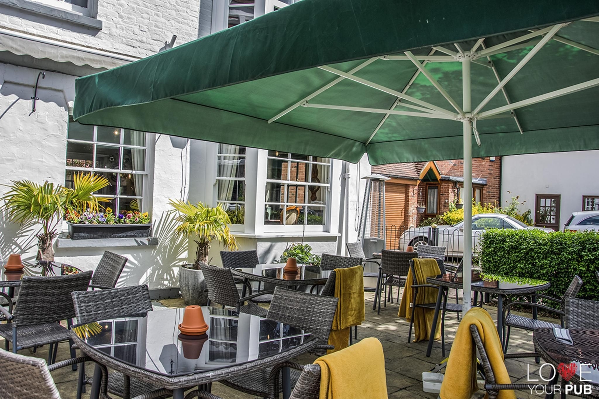 โรบิน ฮูด อินน์ (Robin Hood Inn)1
