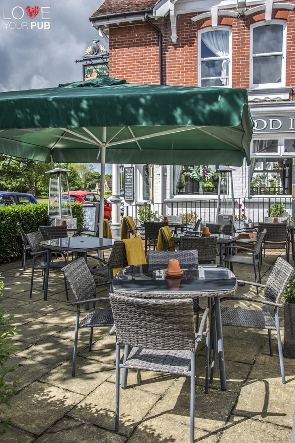 โรบิน ฮูด อินน์ (Robin Hood Inn)2