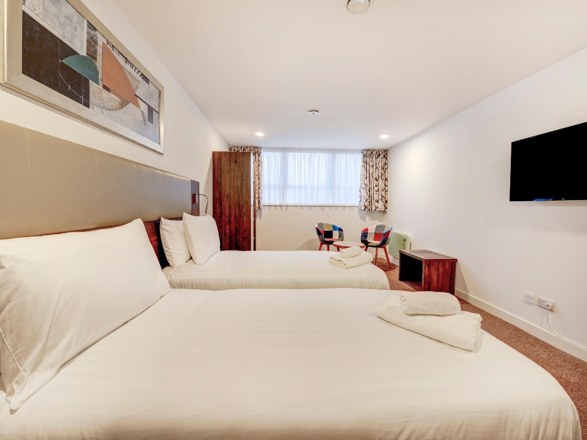 OYO Plymouth Central Hotel1