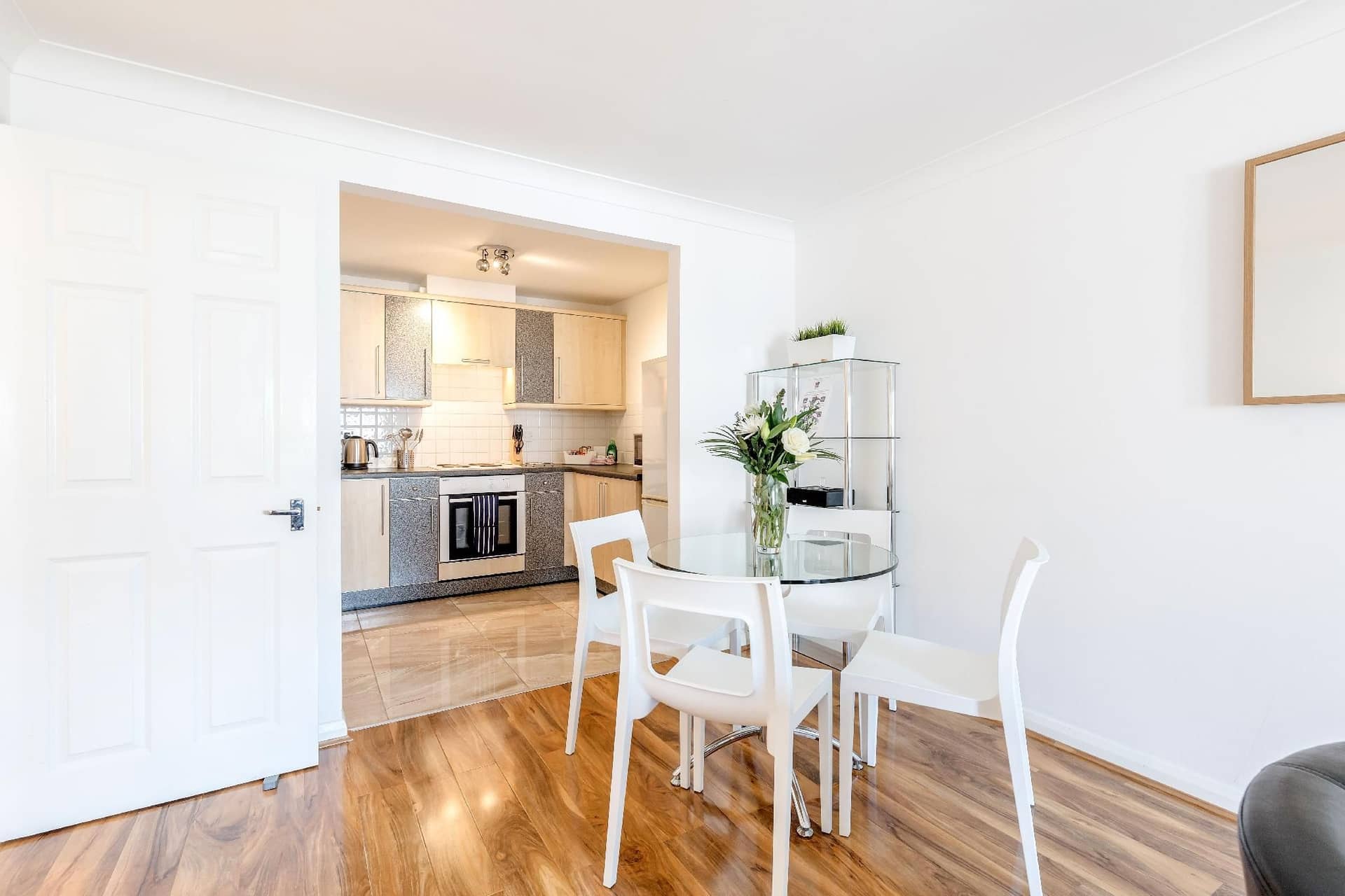 Roomspace Serviced Apartments- Regents Court Roomspace Serviced Apartments- Regents Court
