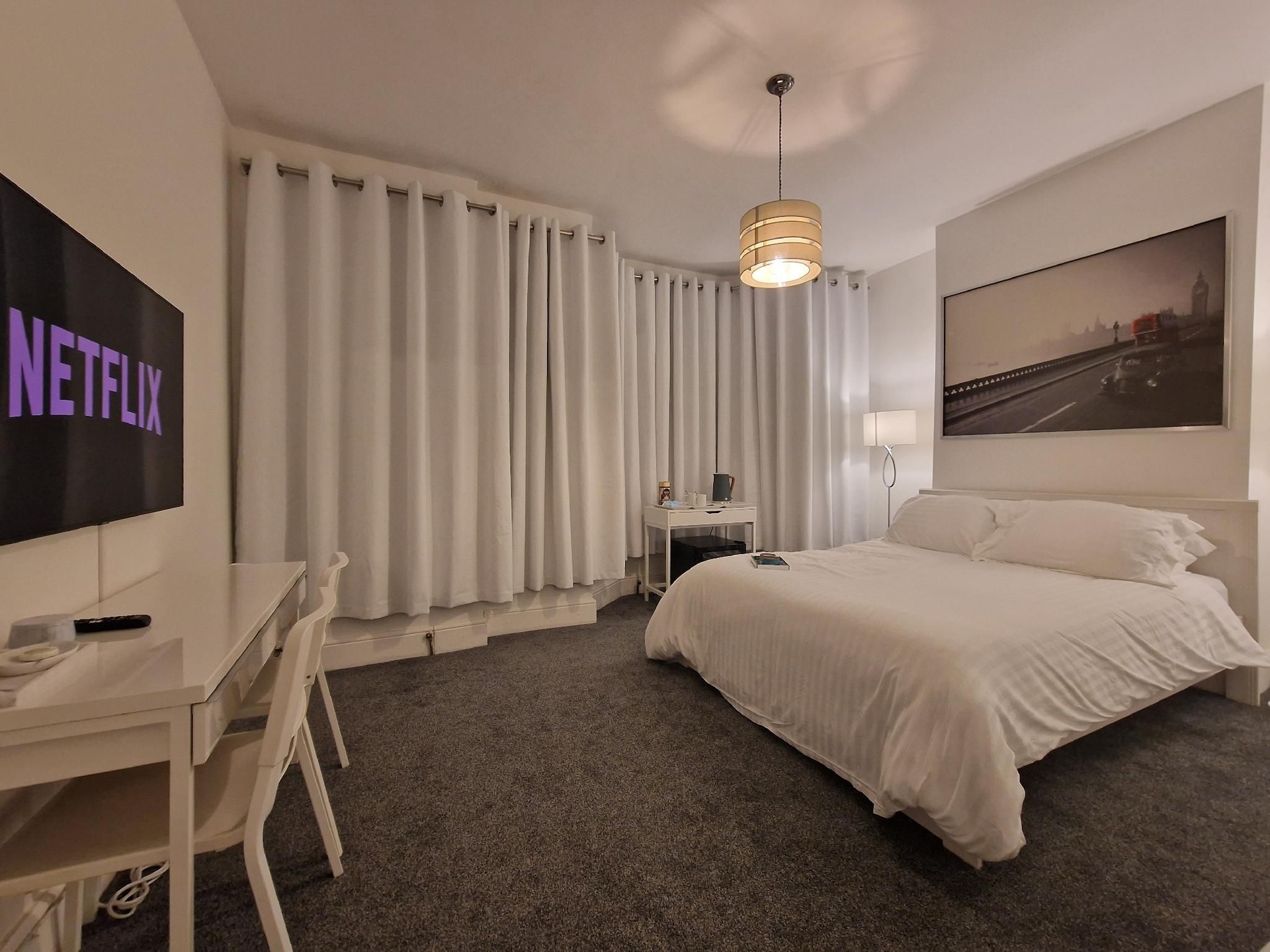 บิวตี้ฟูล รูมส์ อิน ลอนดอน (Beautiful Rooms in London)3