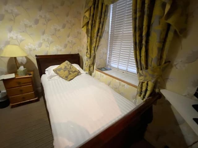Economy Single Room
