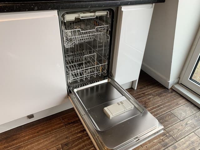 Superior Studio, Ensuite (Iffley Flat 1)
