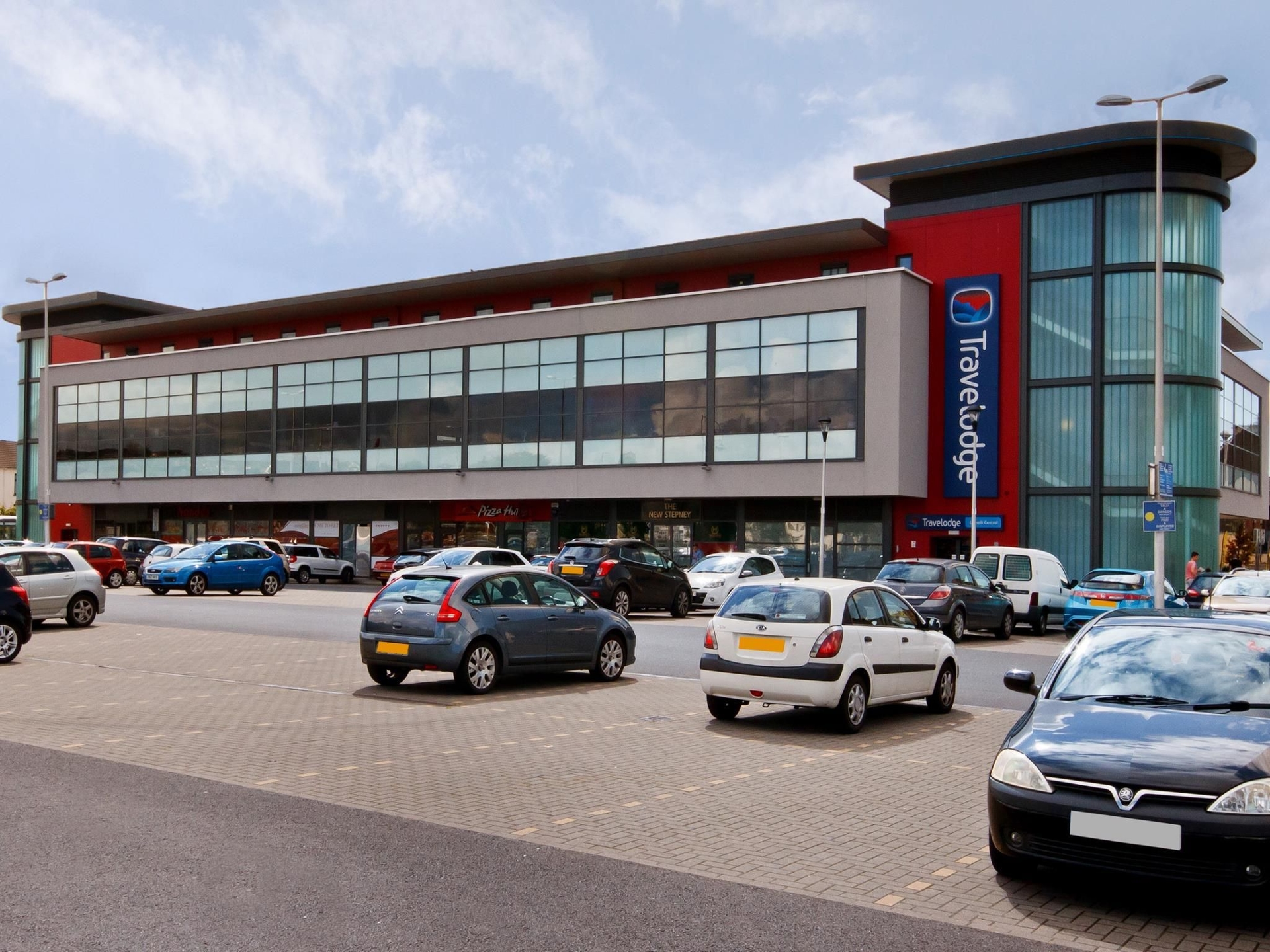 Travelodge Llanelli Central0