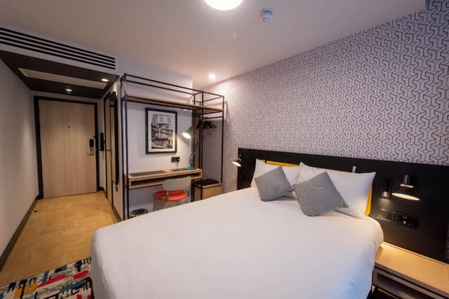 Classic Double Room