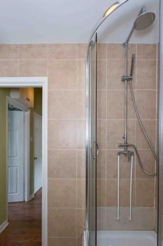Camden Apartment by MoreThanStays | Ground floor3