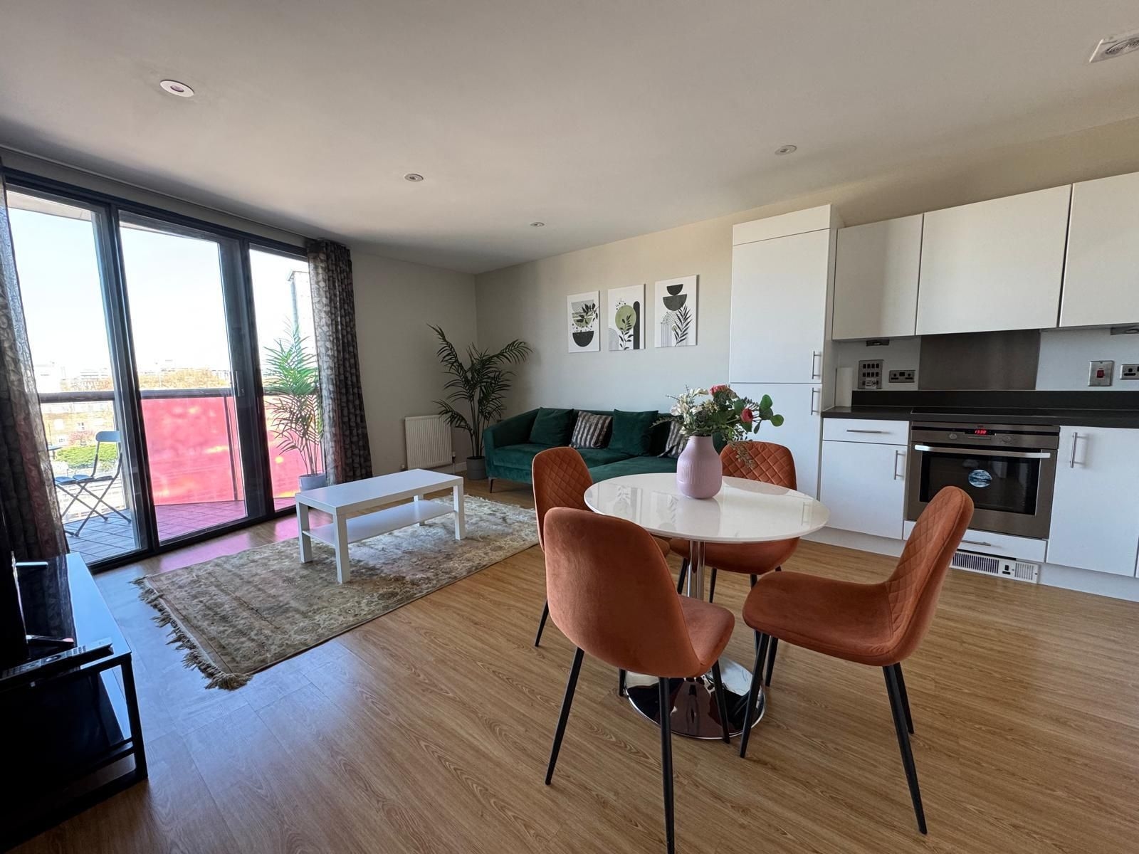 อพาร์ตเมนต์ทันสมัย ยูสตัน-แคมเดน (Modern Apartment Euston-Camden)0