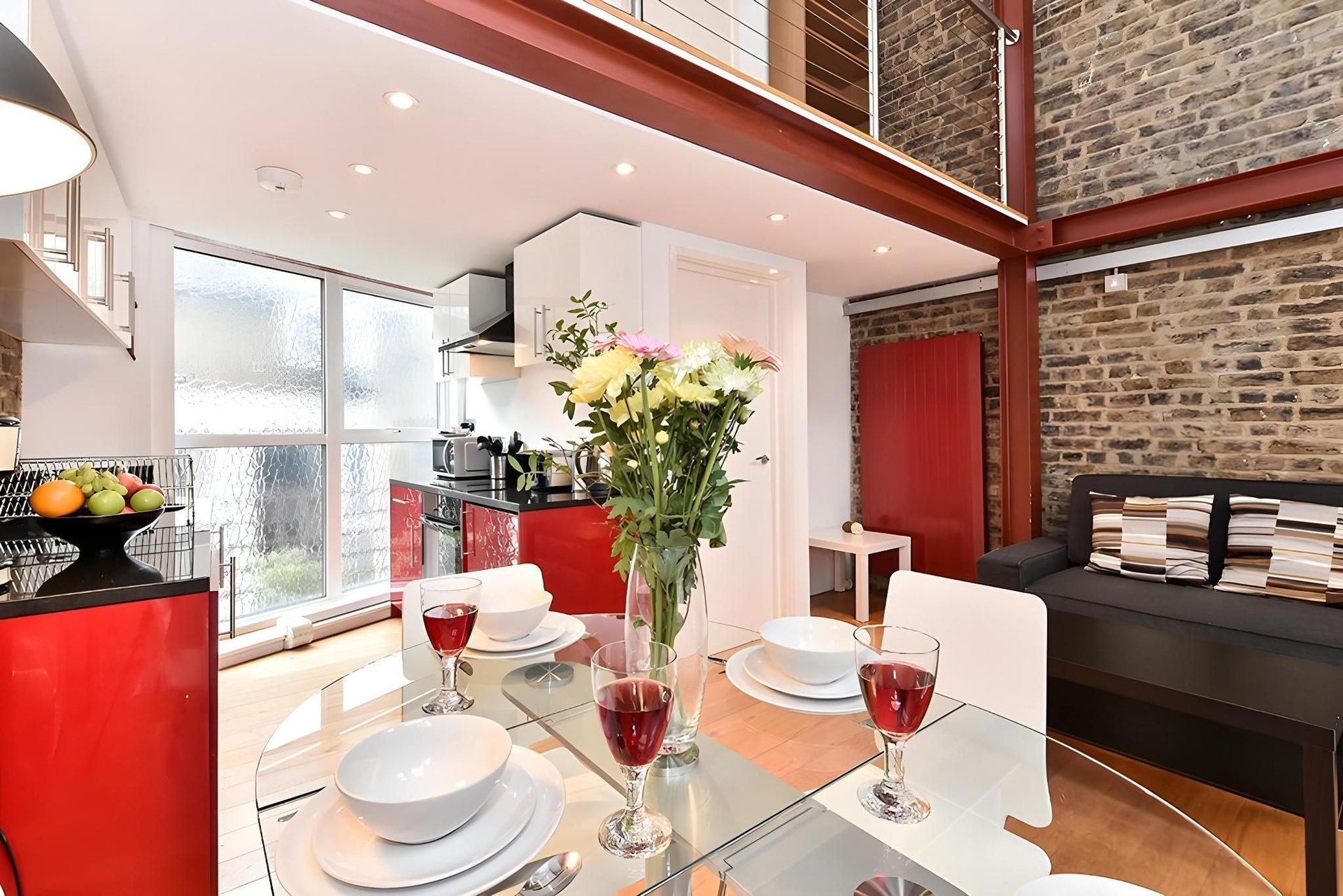 แคมเดน มาร์เก็ต อพาร์ตเมนต์ (Camden Market Apartments)0