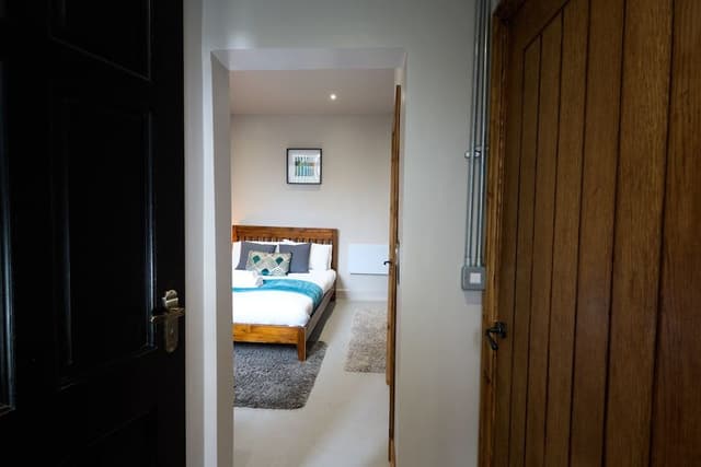 Studio, Ensuite (Secretariat)