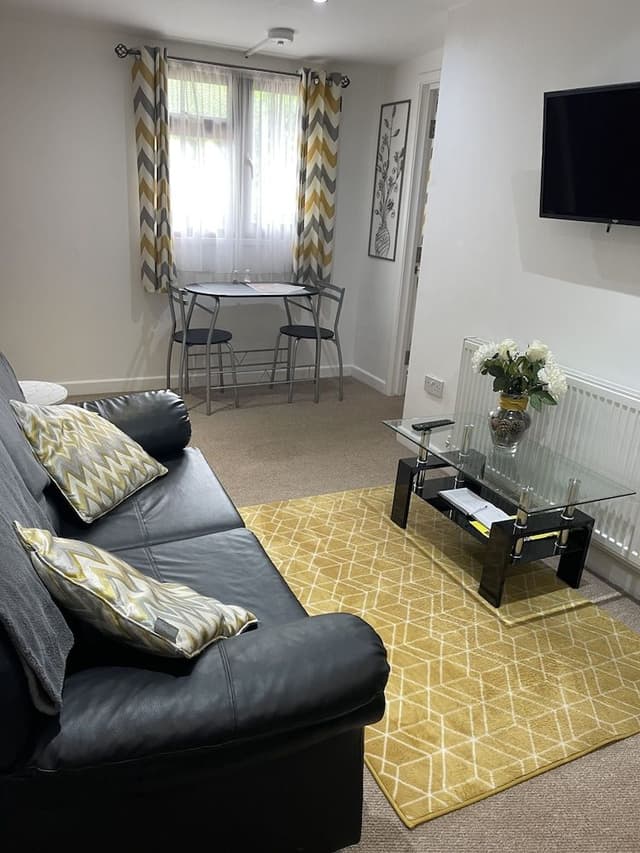 Comfort Bungalow, Ensuite, Garden View (Self-Contained (No 4))