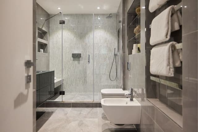 Apartment (4 Bedrooms)