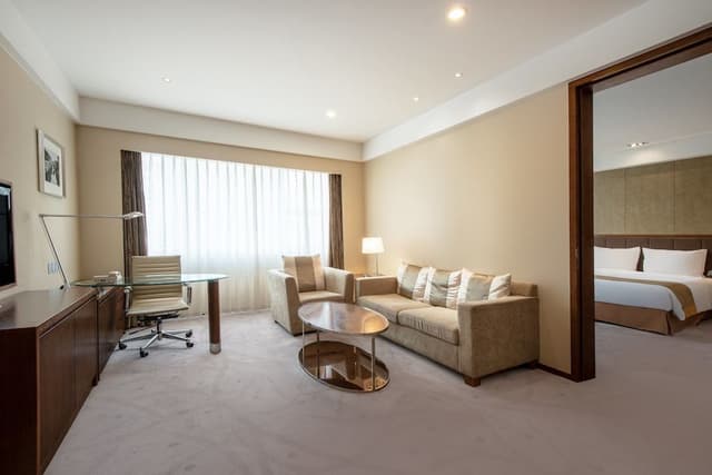 Suite, 1 Bedroom (Living Area)