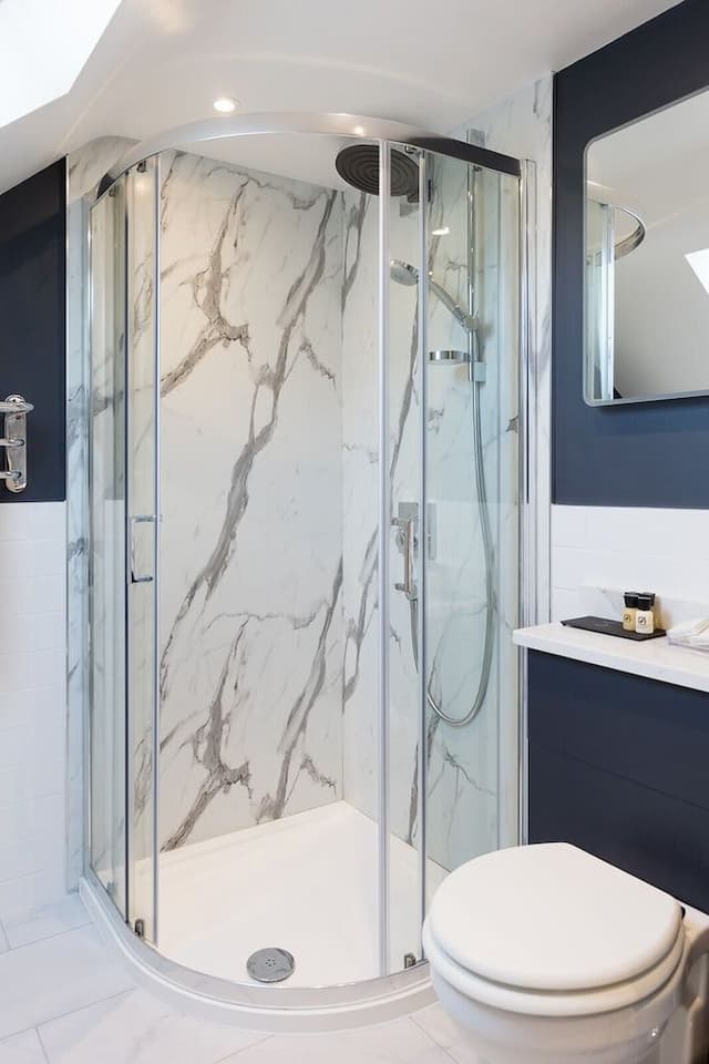 Shared Dormitory, Ensuite (Stable Block Deluxe King )