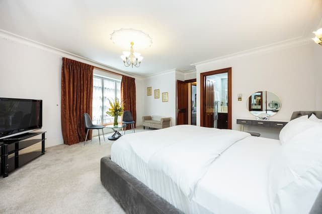 Apartment, 3 Bedrooms (2.5 Bathrooms)