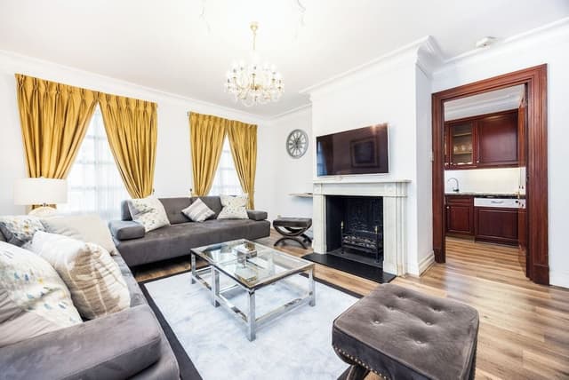 Apartment, 3 Bedrooms (2.5 Bathrooms)