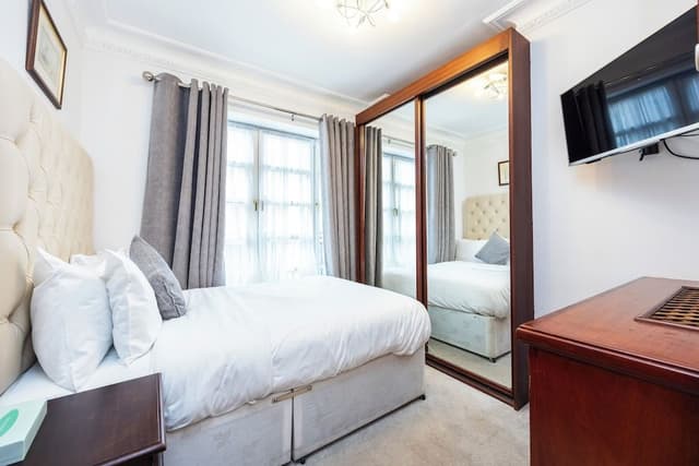 Apartment, 3 Bedrooms (2.5 Bathrooms)