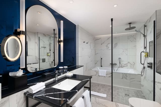 KING JUNIOR SUITE WITH VIEW