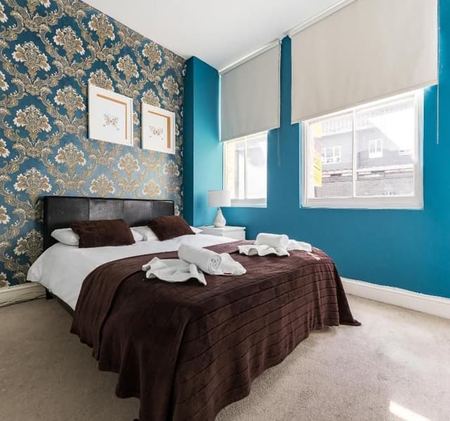 Standard Double Room with Shared Bathroom