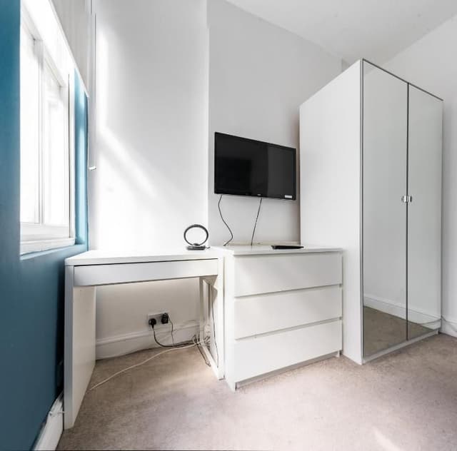 Standard Double Room with Shared Bathroom