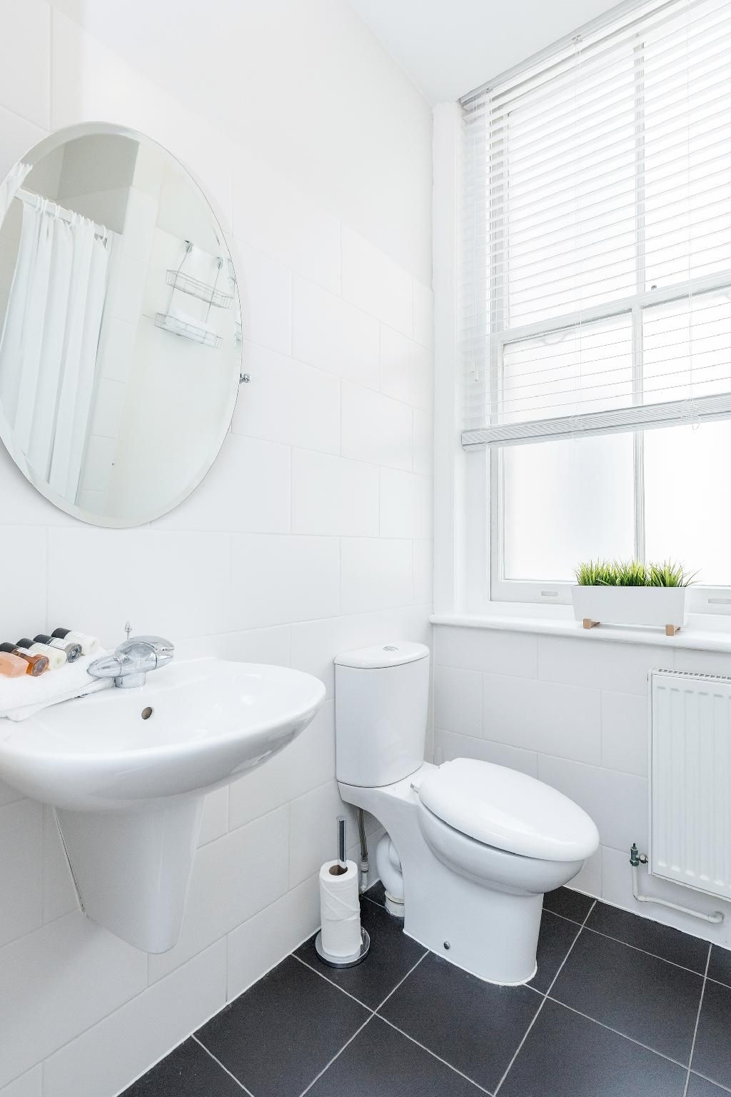 Roomspace Serviced Apartments Sterling House4