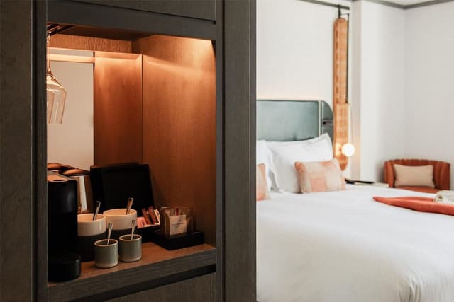 Deluxe Room, 1 King Bed