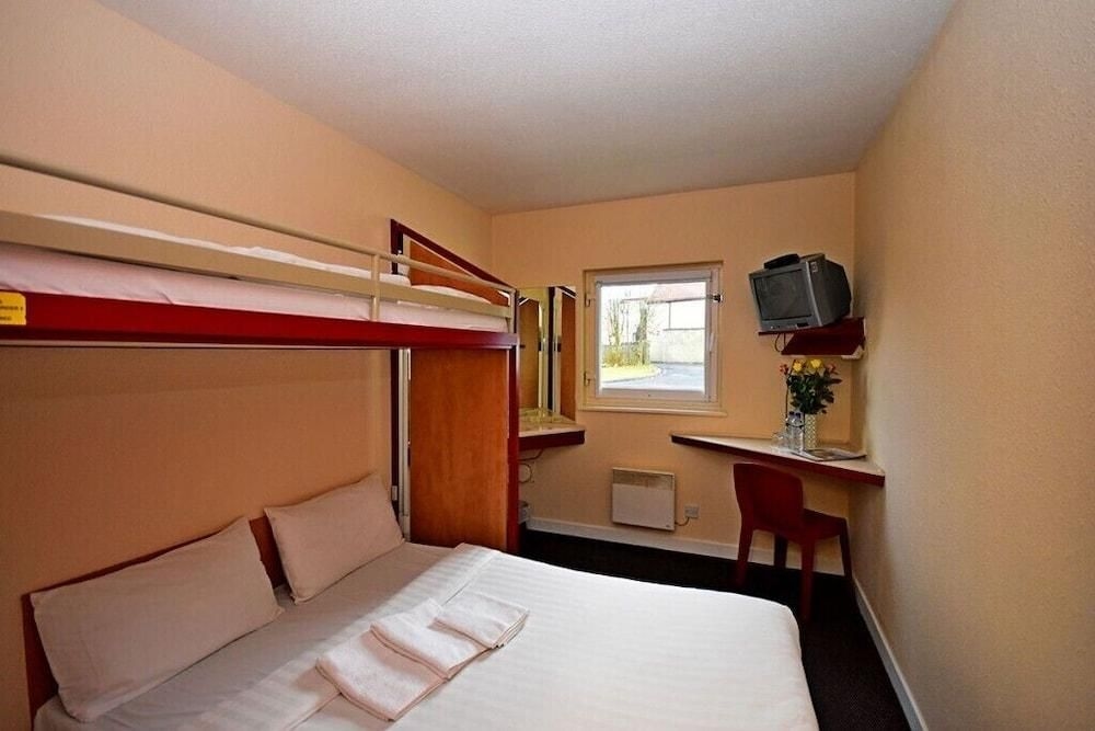 Metro Inns Falkirk2
