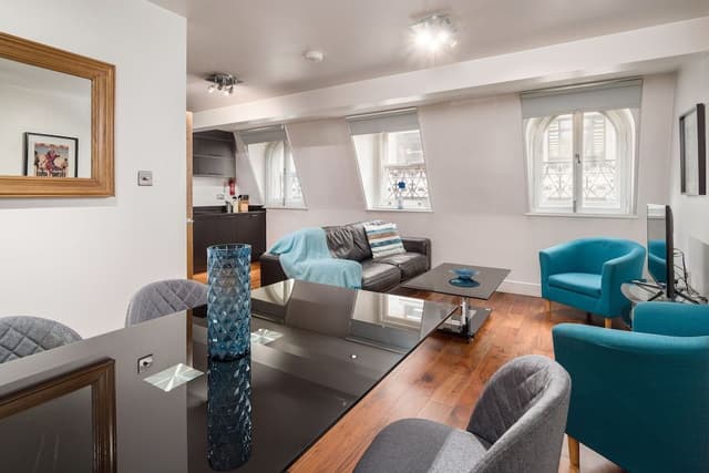 Apartment 4, 48 Bishopsgate