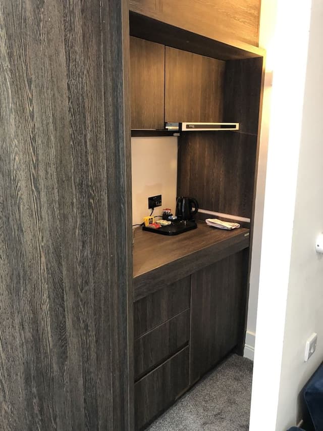 Family Apartment, Ensuite (Street View)