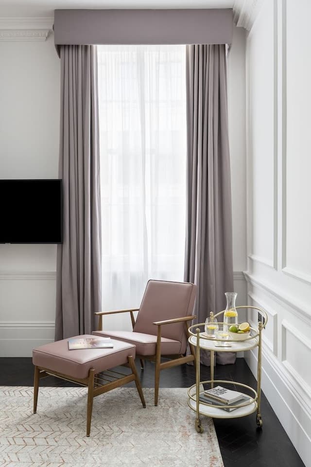 Large Studio Apartment