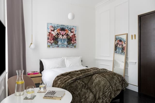 Large Studio Apartment