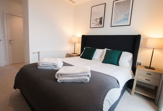 One Bedroom Apartment - Balcony