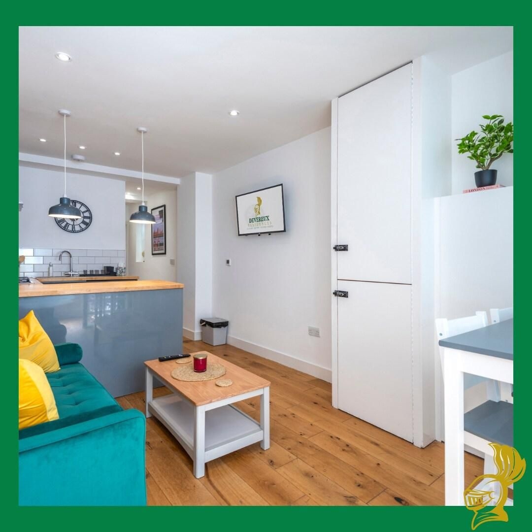 The Borough Suite @Devereux_Residences1
