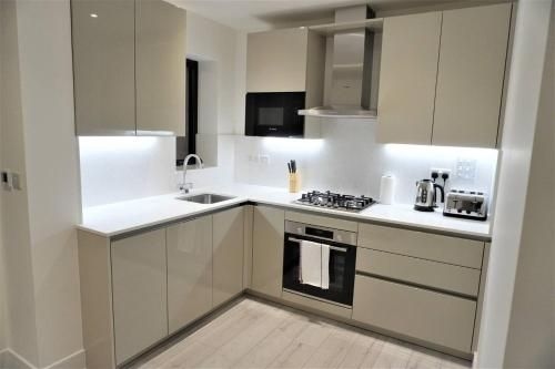 ควีนส์ ลักชัวรี อพาร์ตเมนต์ (Queens Luxury Apartments)4