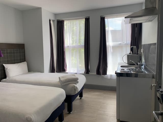 Twin En-suite