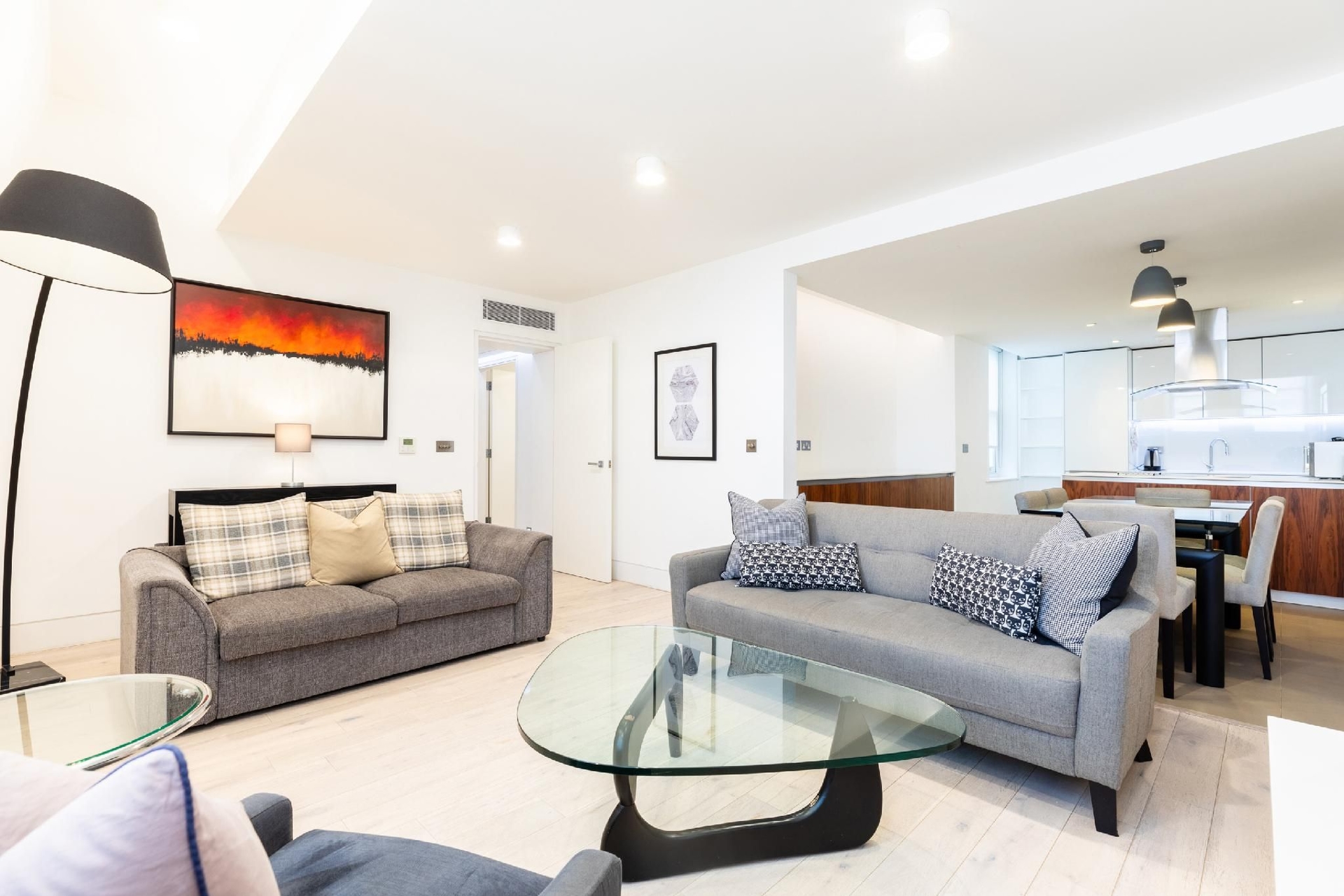 อพาร์ทเมนท์หรูในเคนซิงตัน (Kensington Luxury Apartments)3