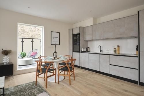 Fulham Hestercombe house by Viridian Apartments2