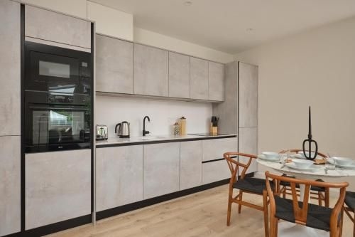 Fulham Hestercombe house by Viridian Apartments3