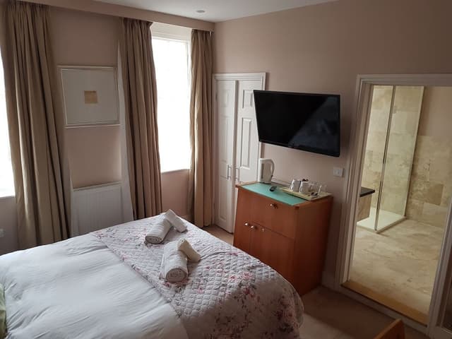 Executive Double or Twin Room, Ensuite