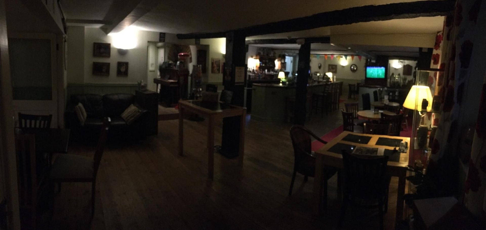 The Hollies Inn1