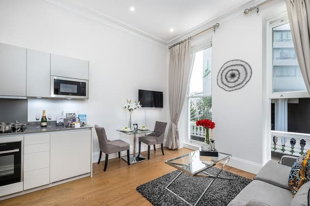 1 Bedroom Deluxe Boutique