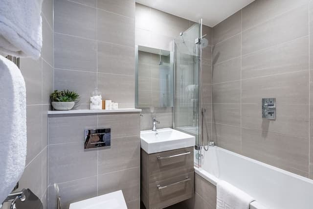 2 Bedrooms, 2 Bathrooms