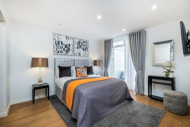 2 Bedrooms, 2 Bathrooms