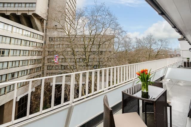 Penthouse, 2 Bedrooms, 2 Bathrooms