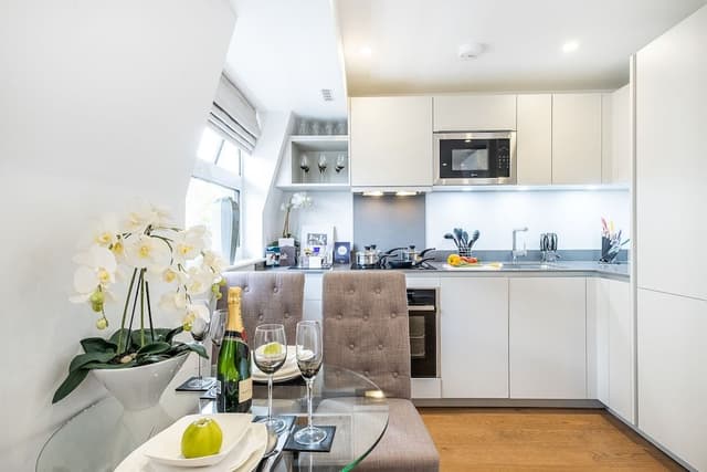 Penthouse, 2 Bedrooms, 2 Bathrooms