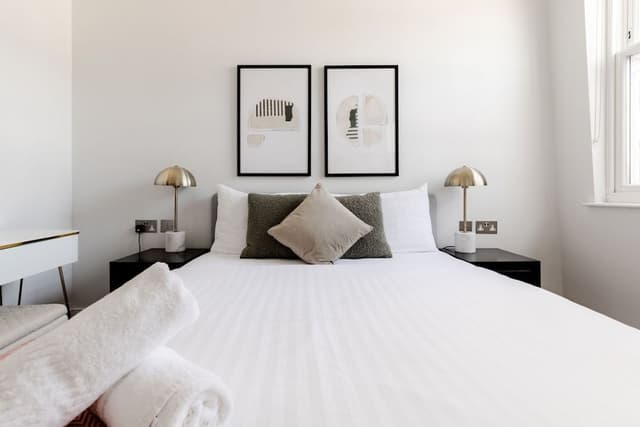 Queensberry Penthouse - QP12