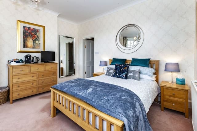 Deluxe Double Room, Ensuite (Bed and Breakfast)