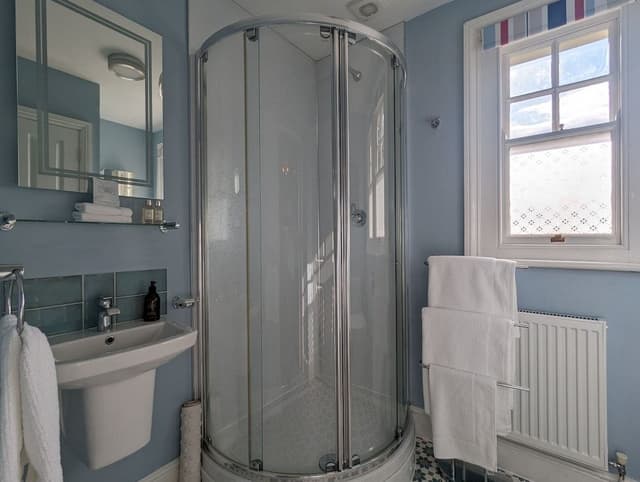 Standard Double Room, Ensuite, Garden View