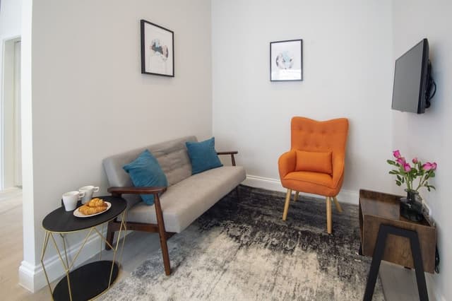 One bedroom Manhattan Apartment